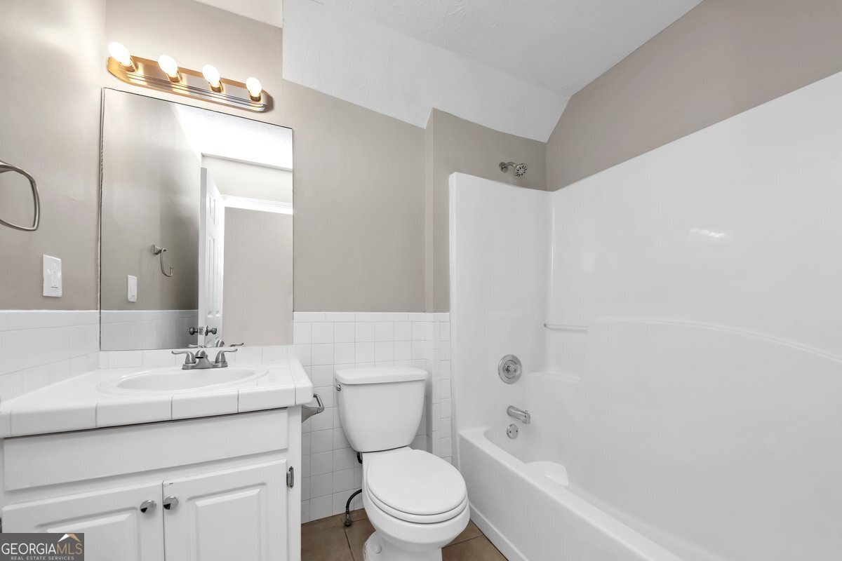 214 Kensington Trace Stockbridge - 16