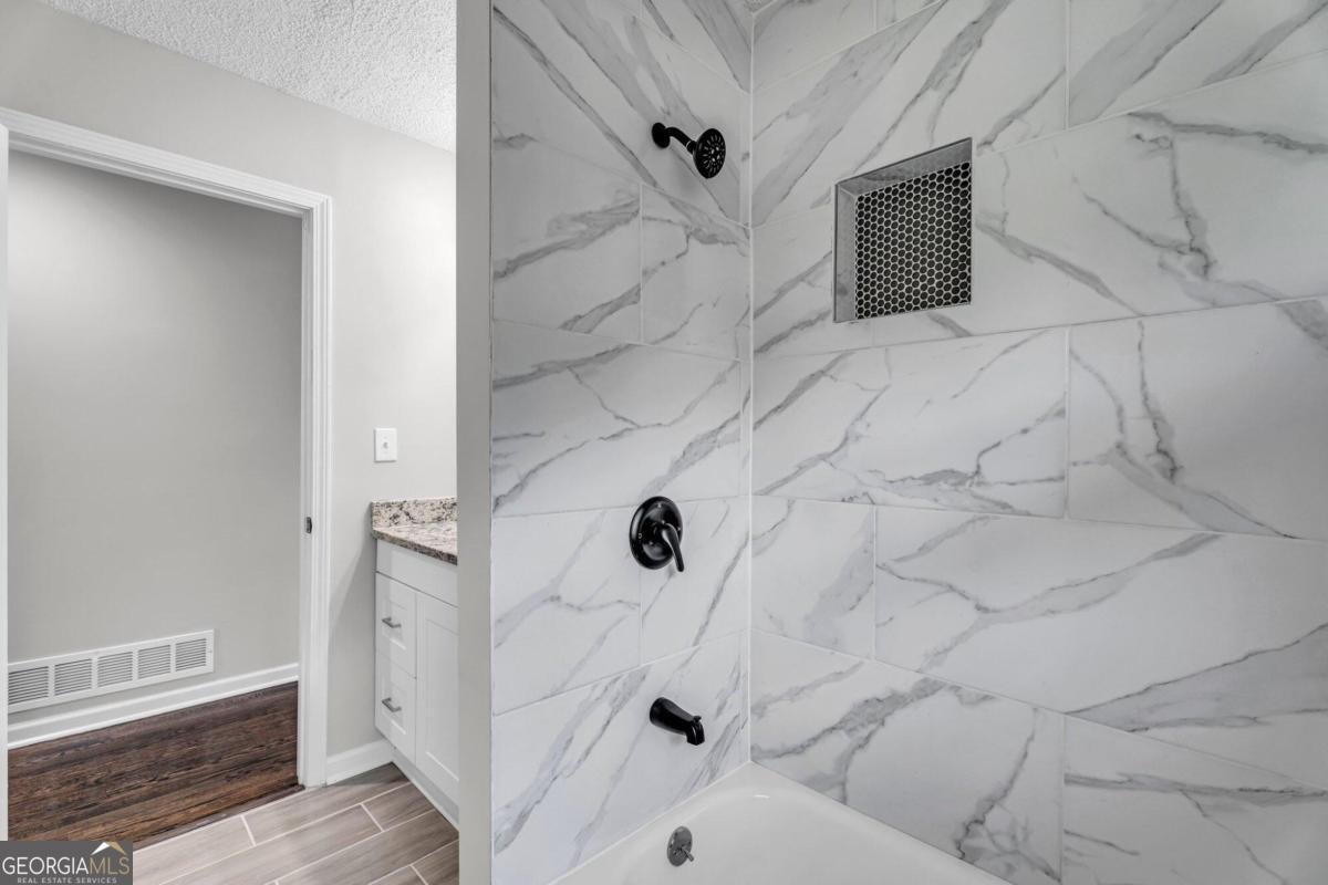 1625 AUSTIN Drive Decatur - 14