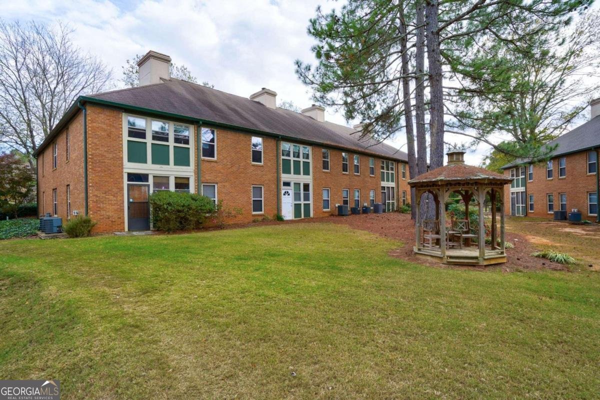 312 Brittany Court Duluth - 51