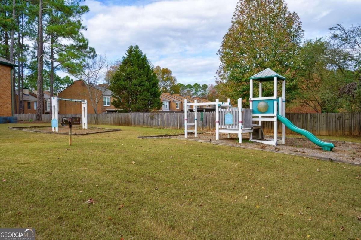 312 Brittany Court Duluth - 53