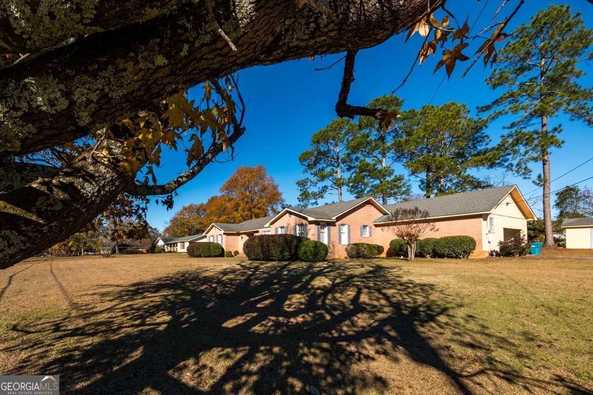 220 Beverly Road Fort Valley - 2