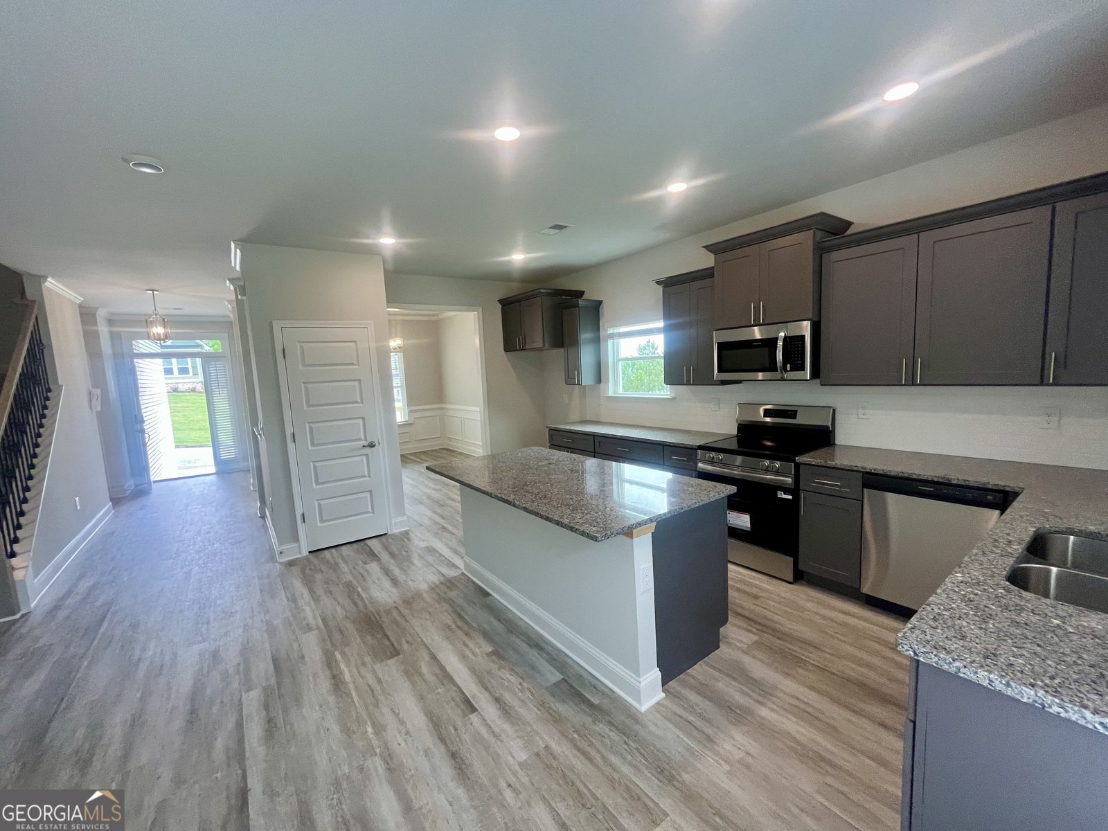 209 Shoreline Way Macon - 10