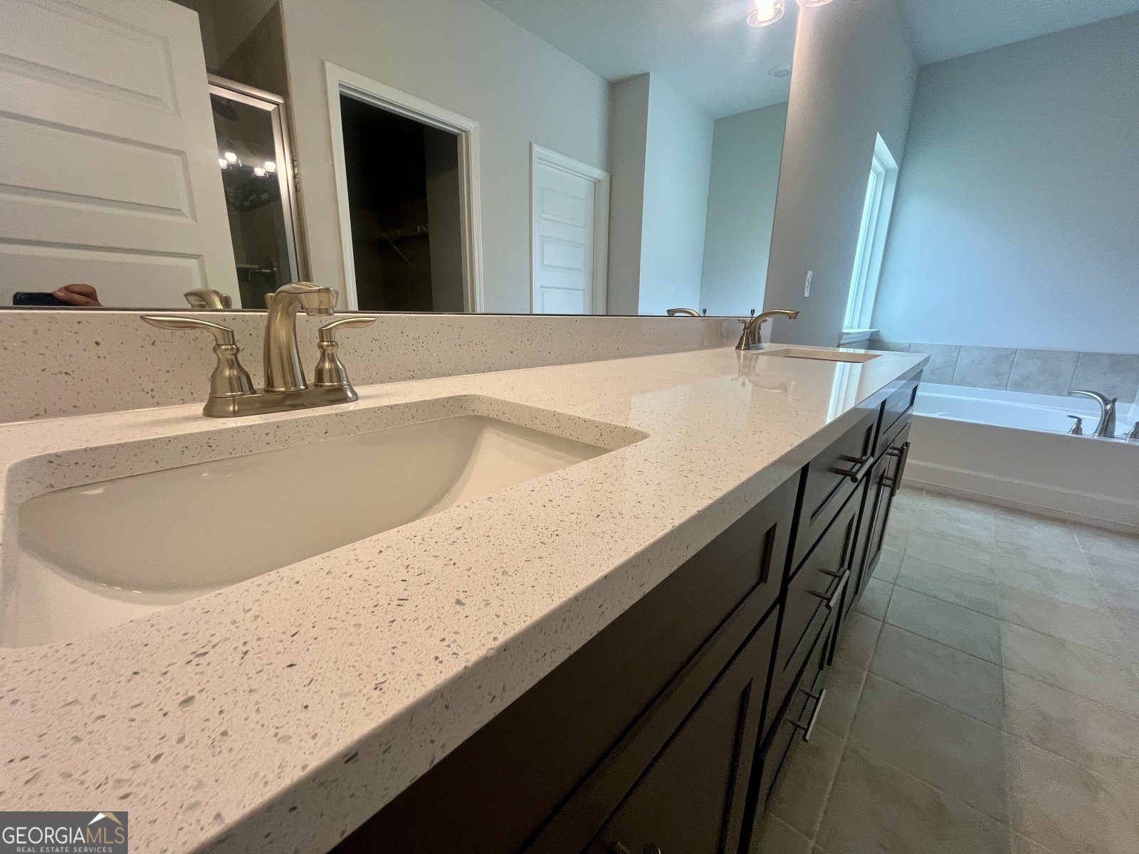 209 Shoreline Way Macon - 9