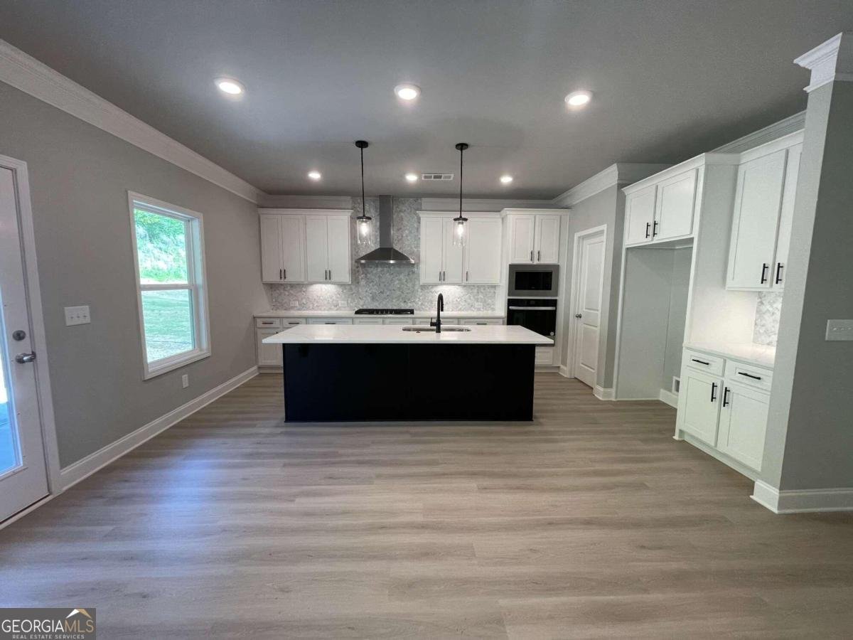 237 Cherokee Rose Lane Hoschton - 9
