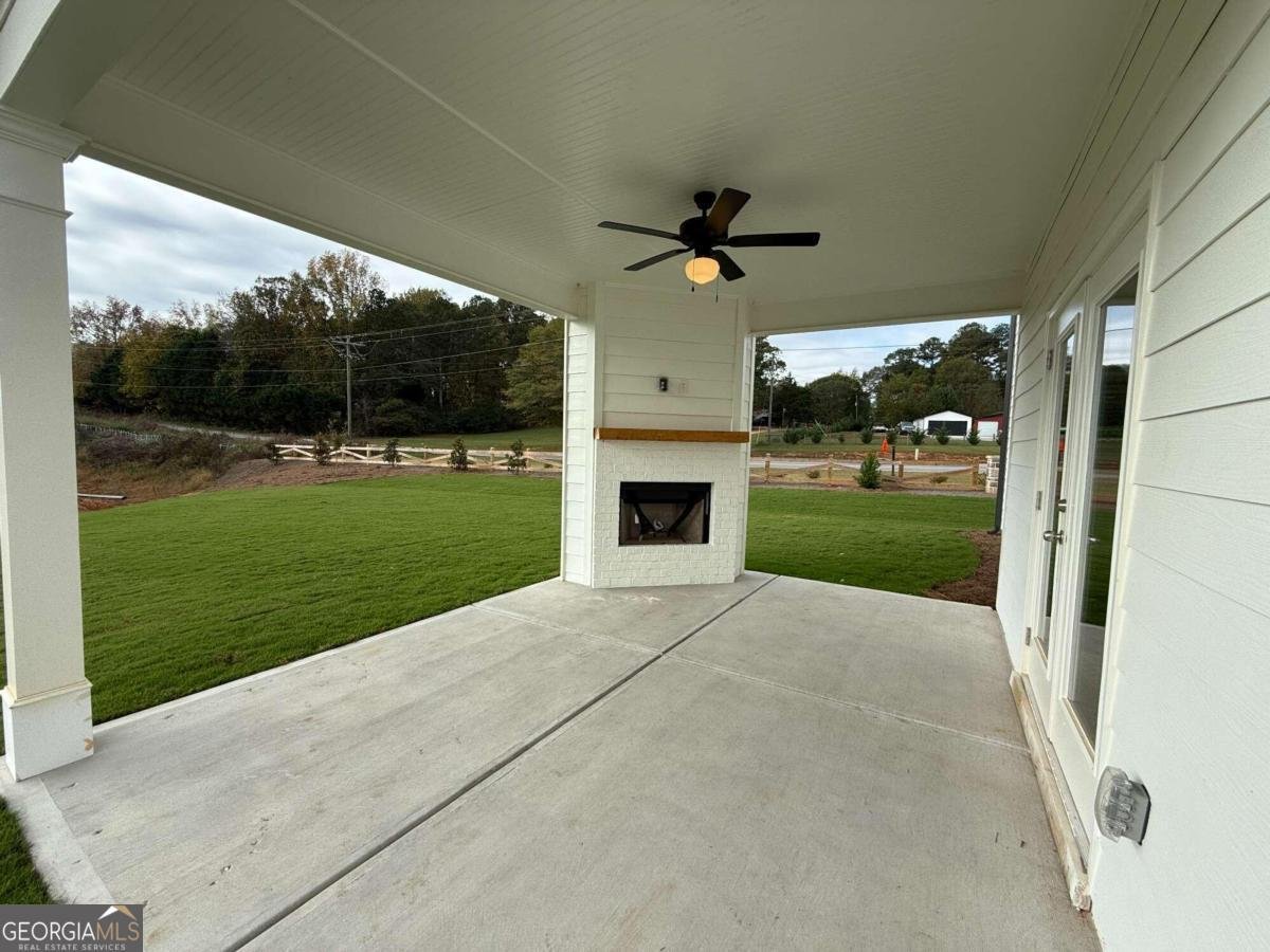 24 HIDDEN FIELDS Way Hoschton - 14