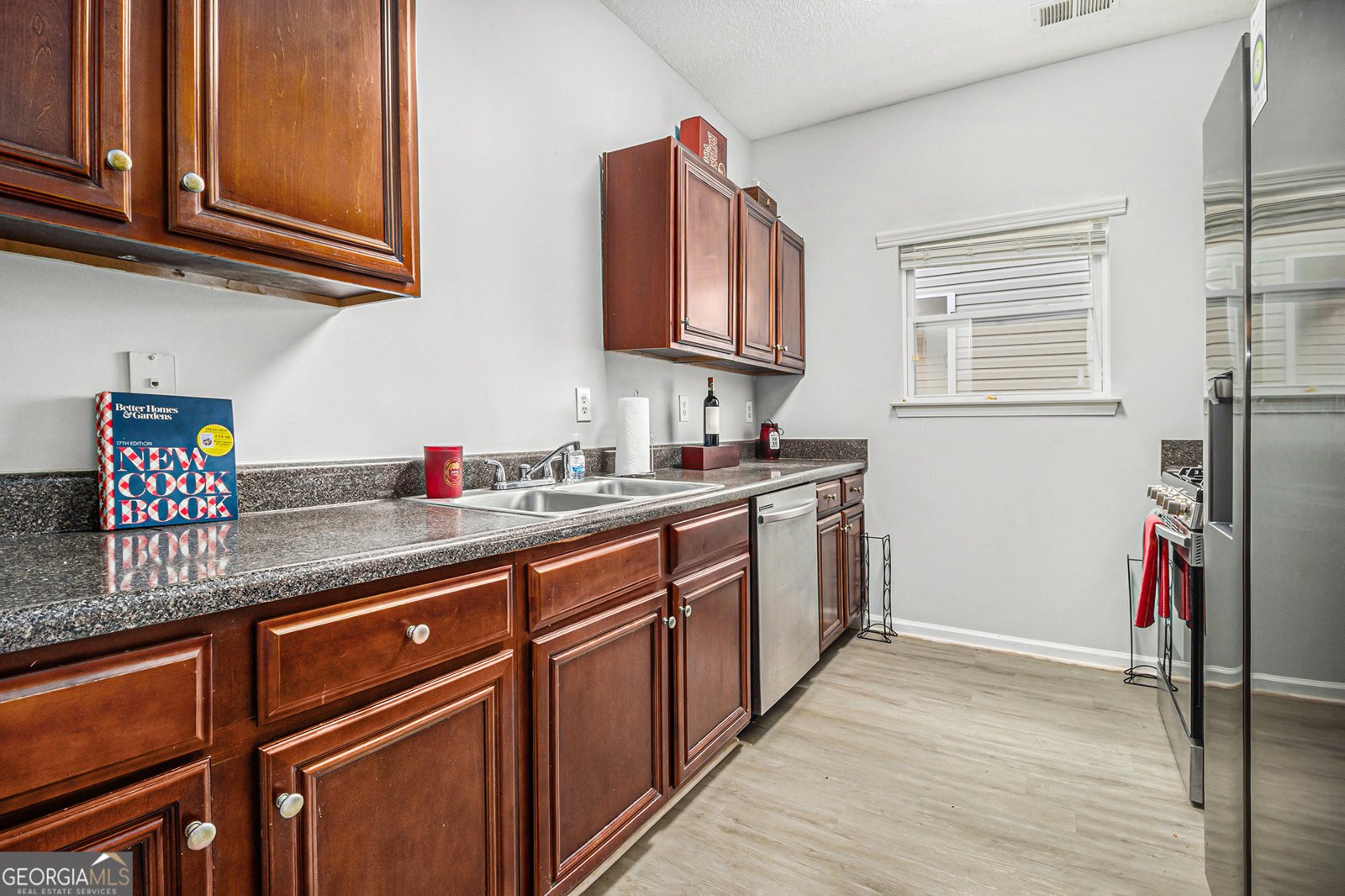 6427 Grey Fox Way Riverdale - 6