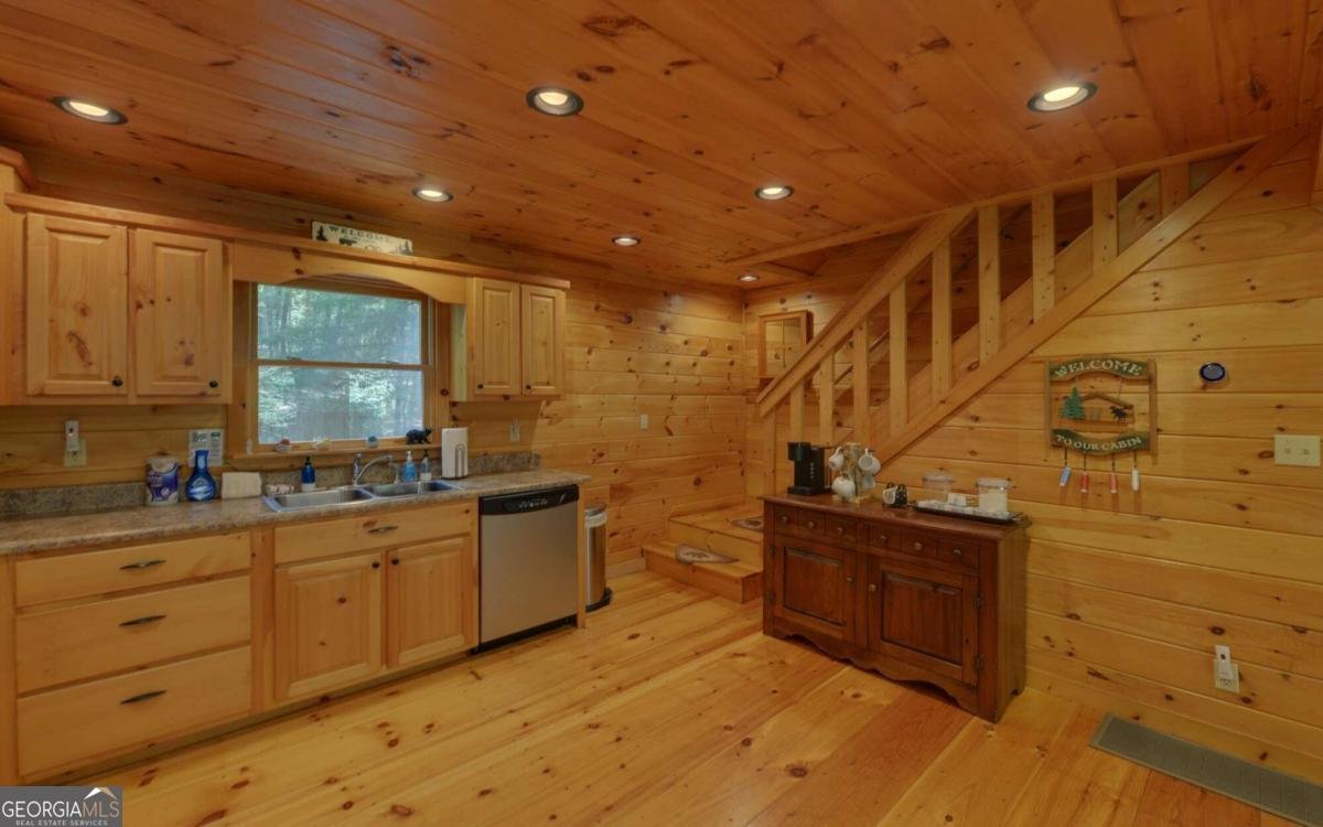890 Mountain Lake Circle Blue Ridge - 25