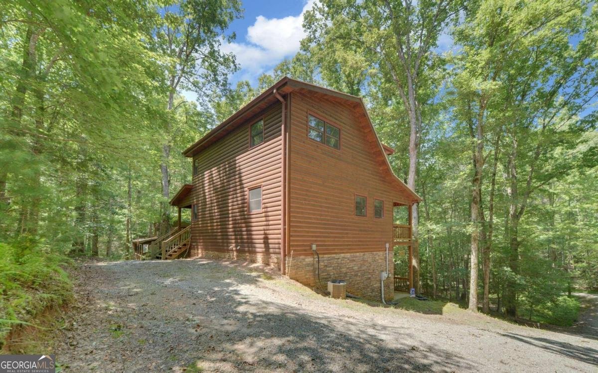 890 Mountain Lake Circle Blue Ridge - 40