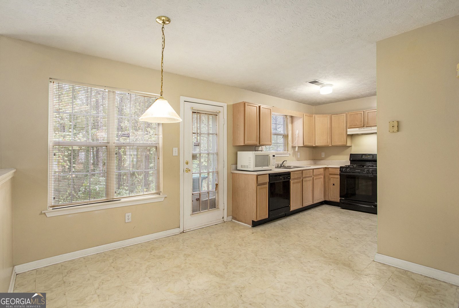 4103 Kingship Drive Ellenwood - 11