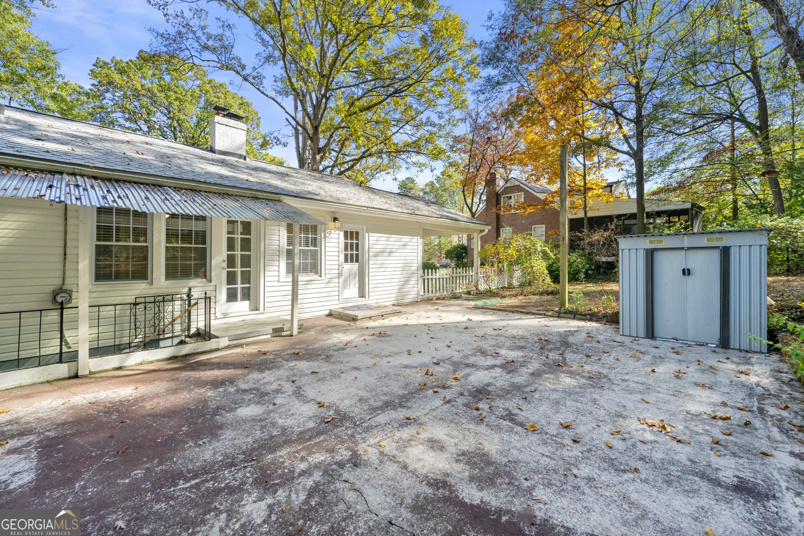 2627 Elsinore Street East Point - 28