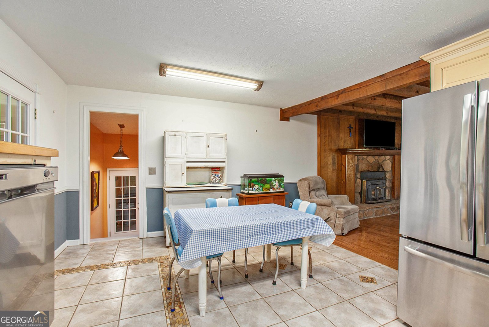 2841 Upper Sweetwater Trail White - 12