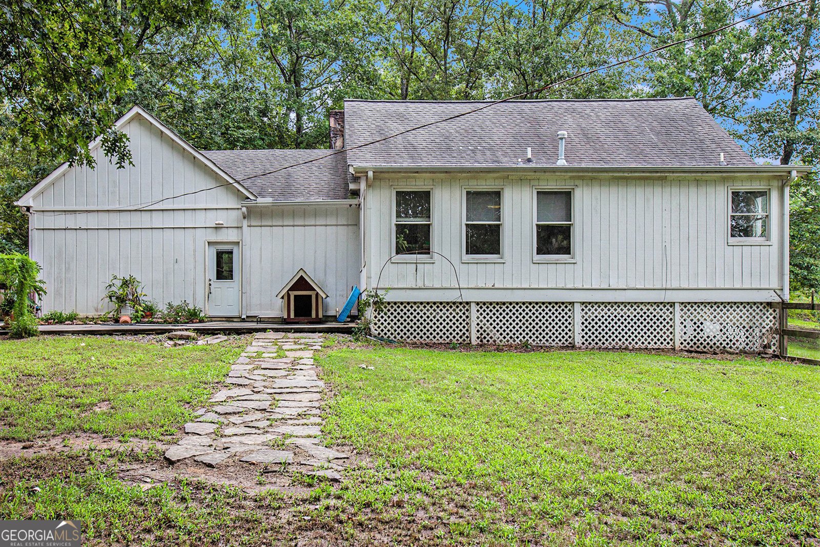2841 Upper Sweetwater Trail White - 23