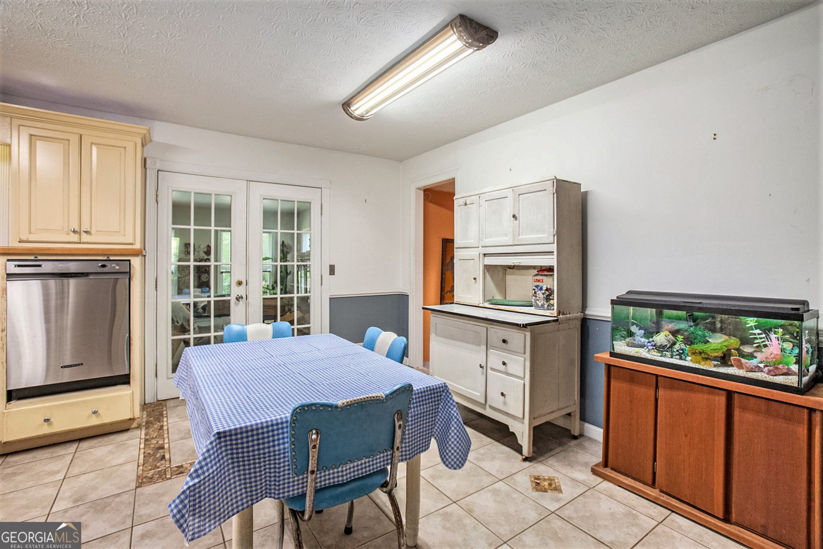 2841 Upper Sweetwater Trail White - 9