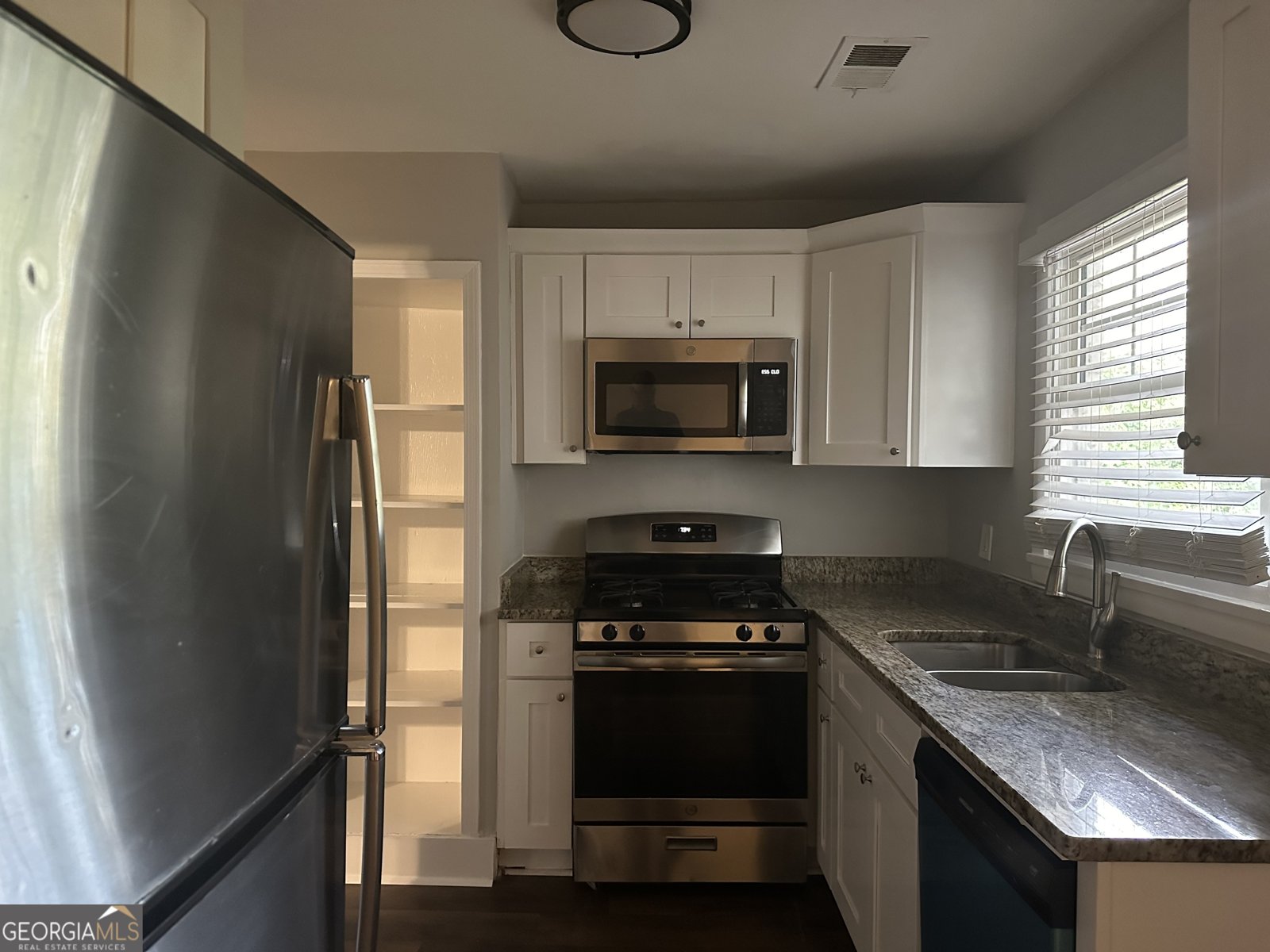 2190 Westover Drive East Point - 3