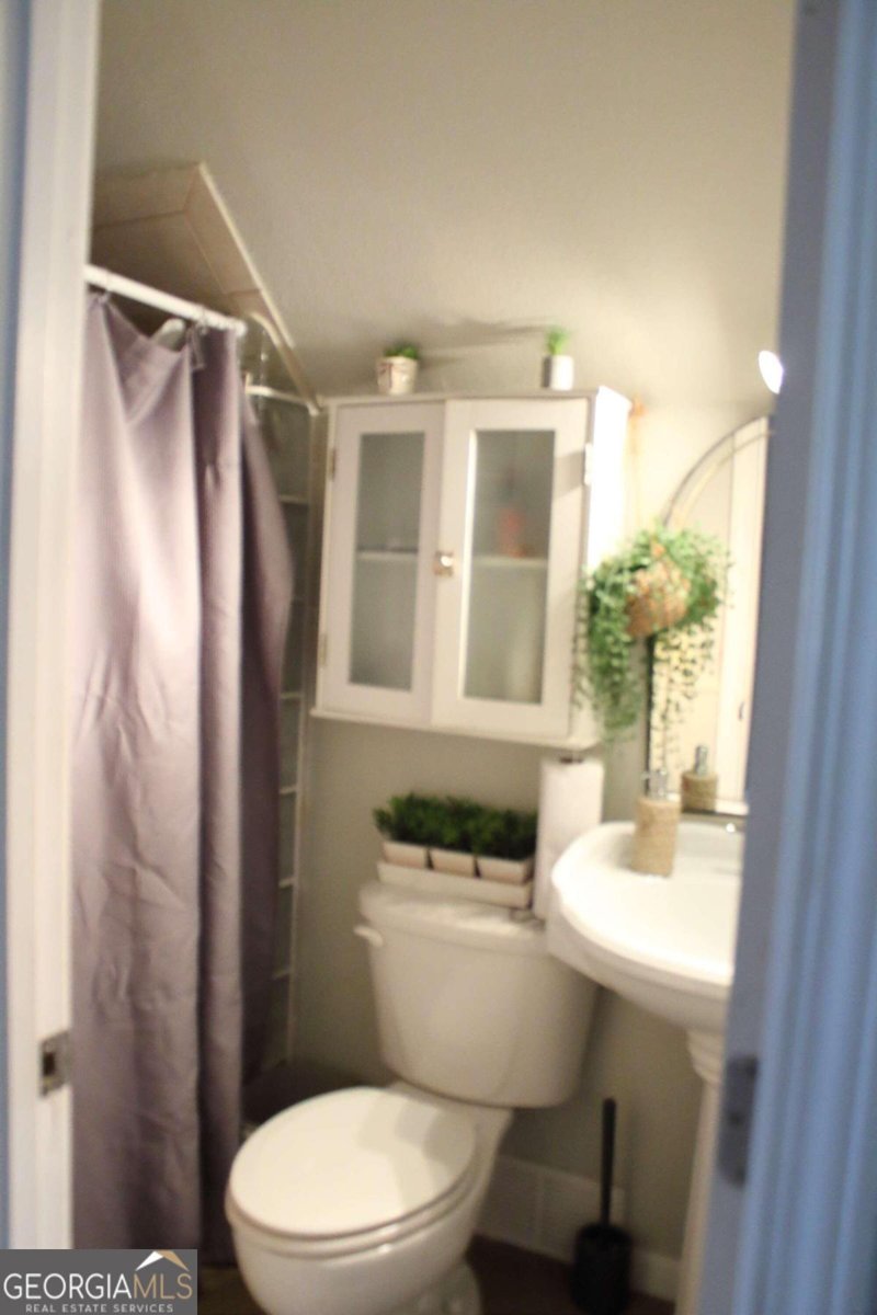 5017 Valley Street Oakwood - 25