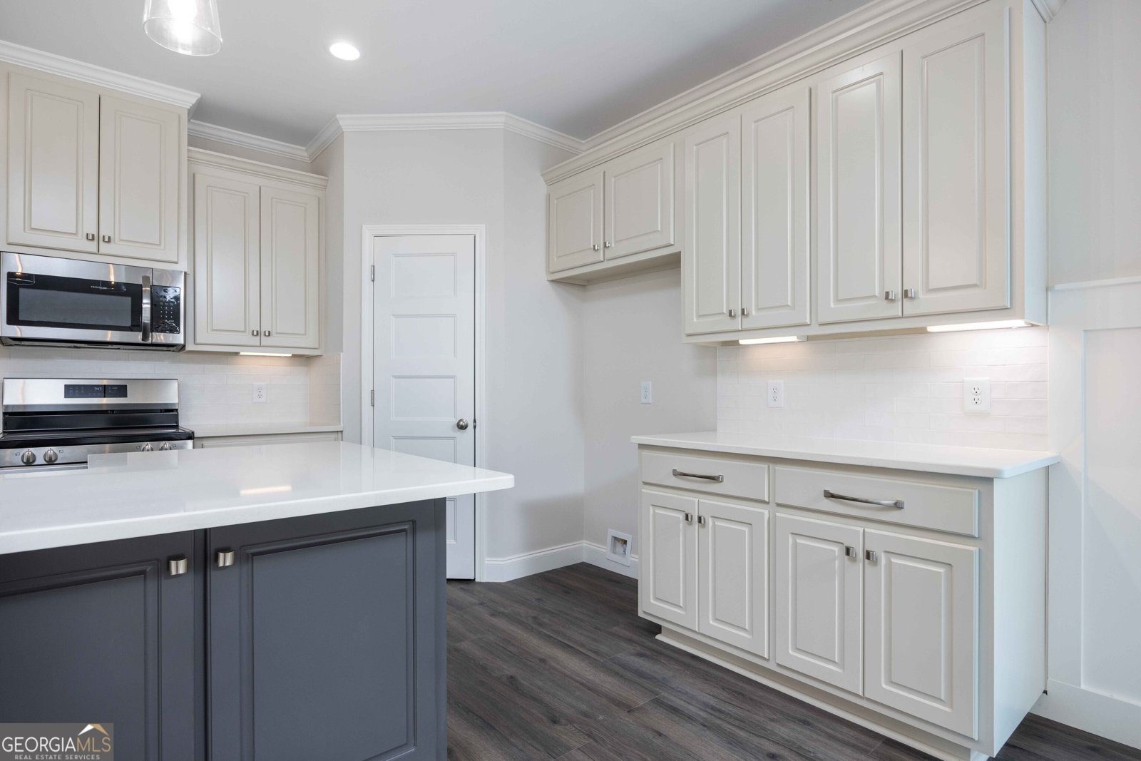 9868 Paddock Court Midland - 4