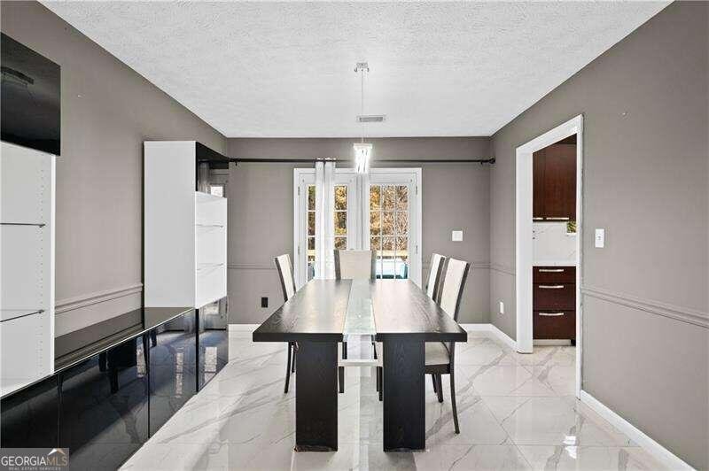 201 Nina Circle Locust Grove - 9