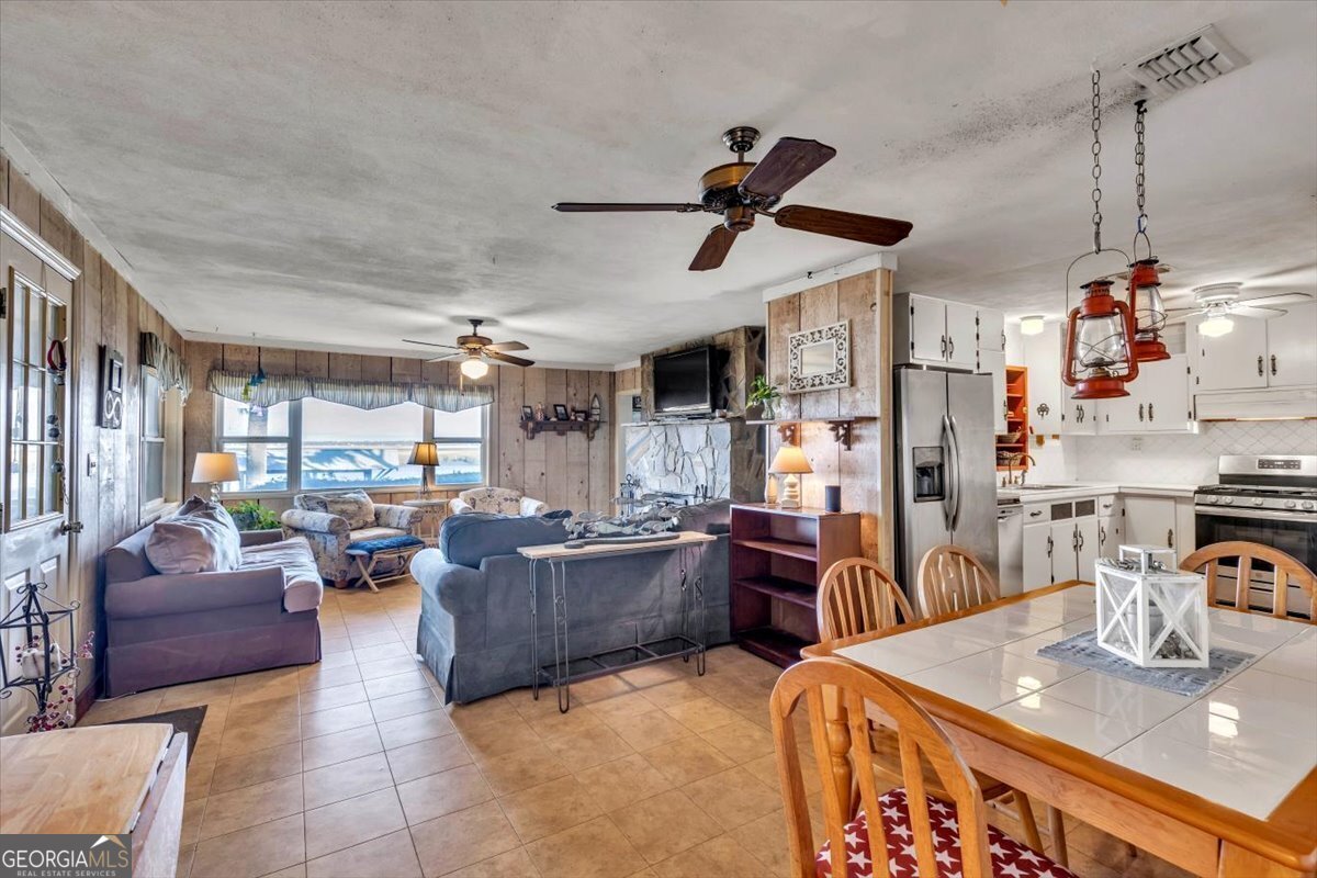 523 Hickory Bluff Drive Waverly - 11