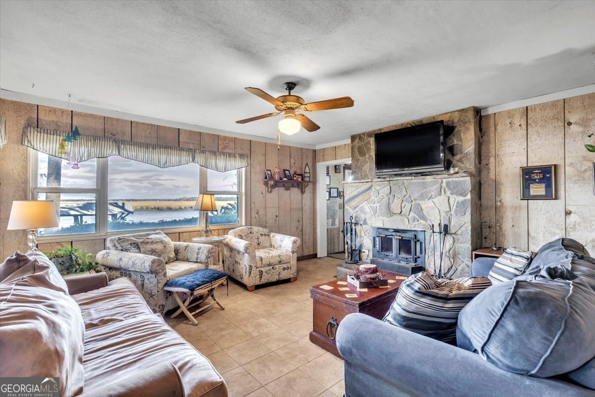 523 Hickory Bluff Drive Waverly - 12