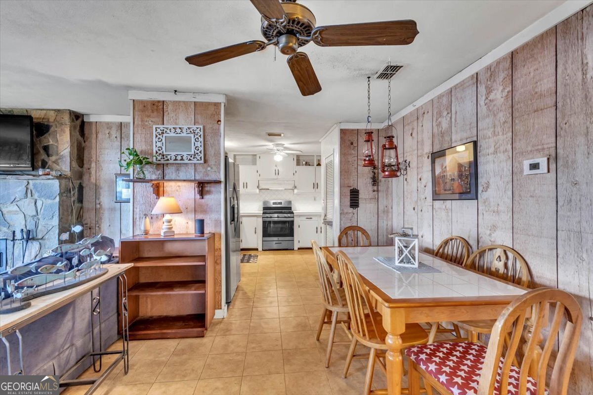 523 Hickory Bluff Drive Waverly - 16