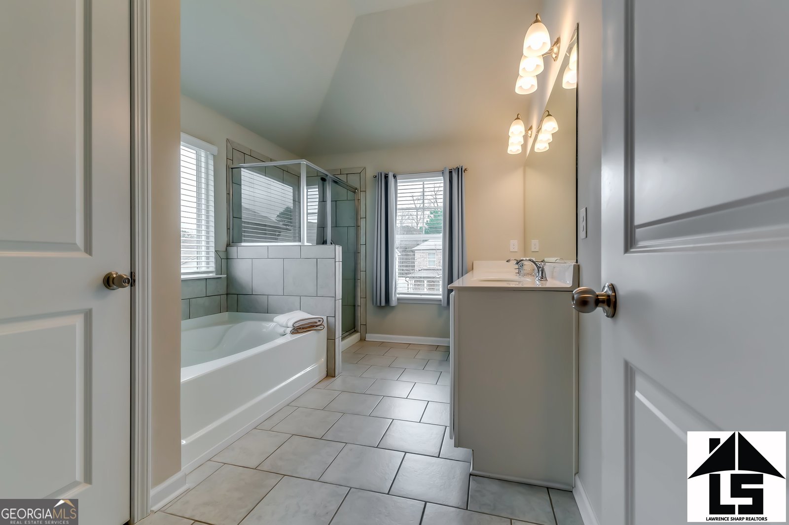 7214 Gladstone Circle Stonecrest - 21