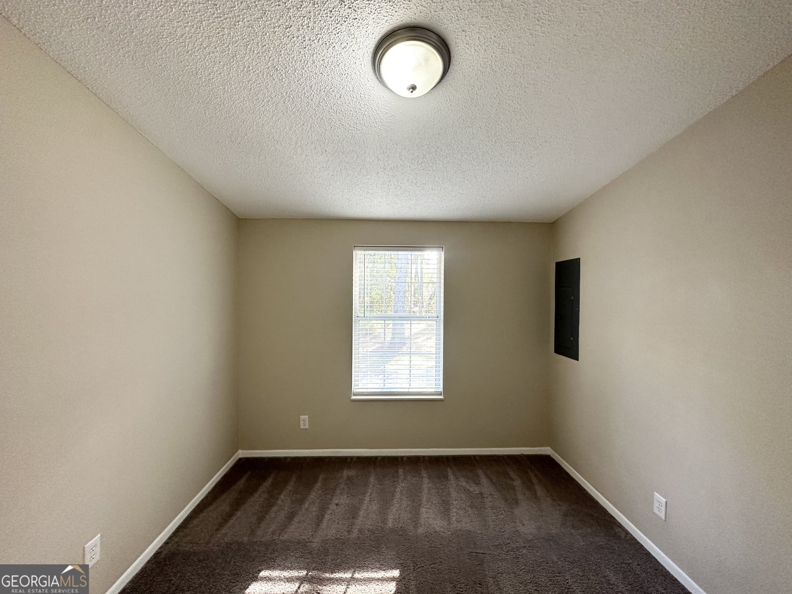 7125 Rhodes Street Lithonia - 17