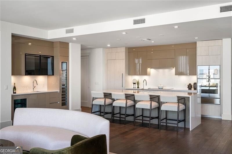 3107 Peachtree Road Atlanta - 10