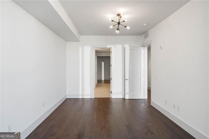 3107 Peachtree Road Atlanta - 26