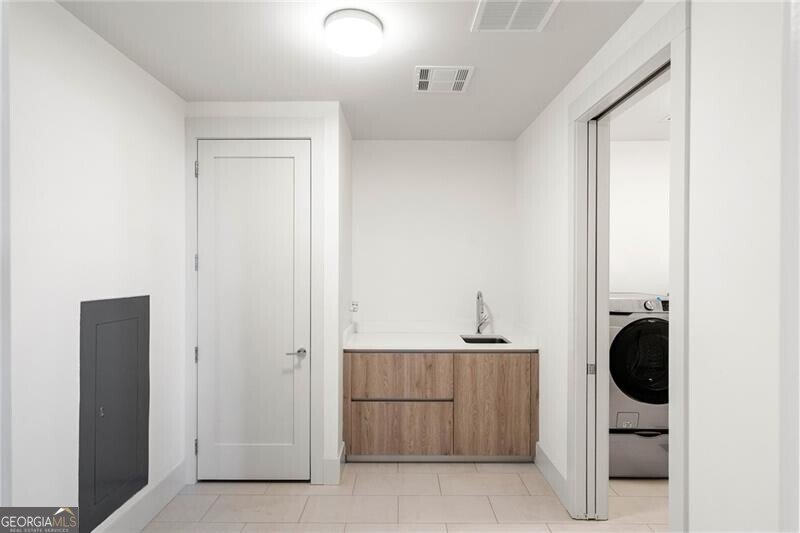3107 Peachtree Road Atlanta - 35