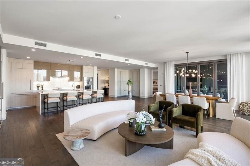 3107 Peachtree Road Atlanta - 8