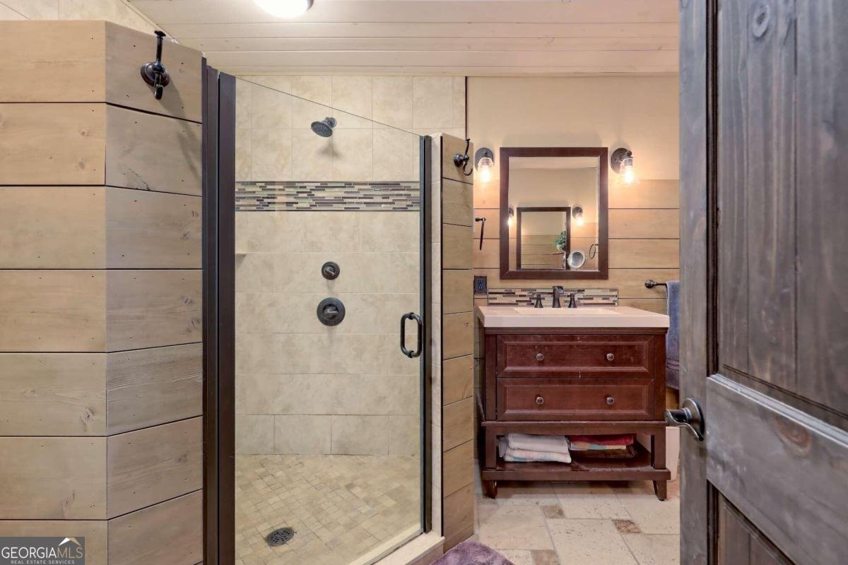 2685 Messer Road Young Harris - 37