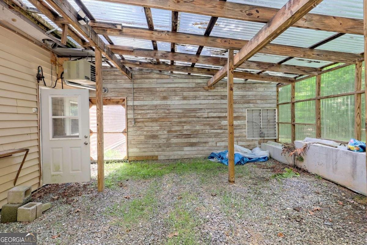 2685 Messer Road Young Harris - 72
