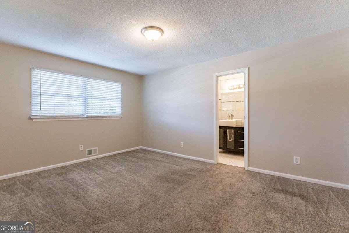 3619 Colonial Trail Douglasville - 10