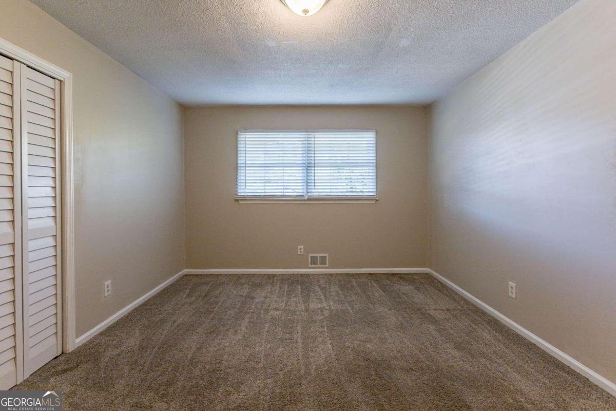 3619 Colonial Trail Douglasville - 11