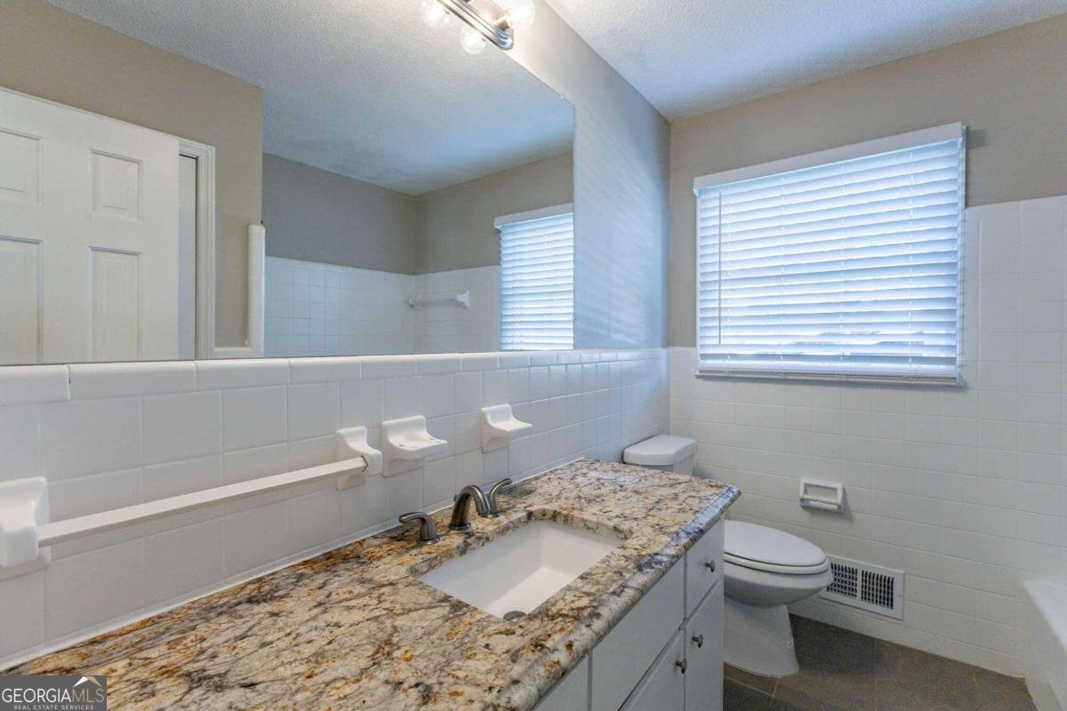 3619 Colonial Trail Douglasville - 20