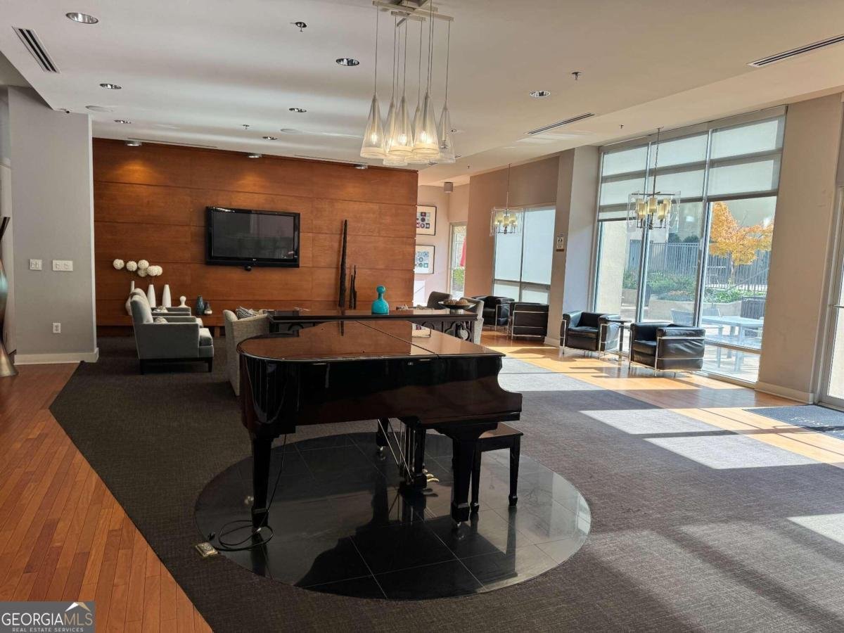 711 Cosmopolitan Drive Atlanta - 6