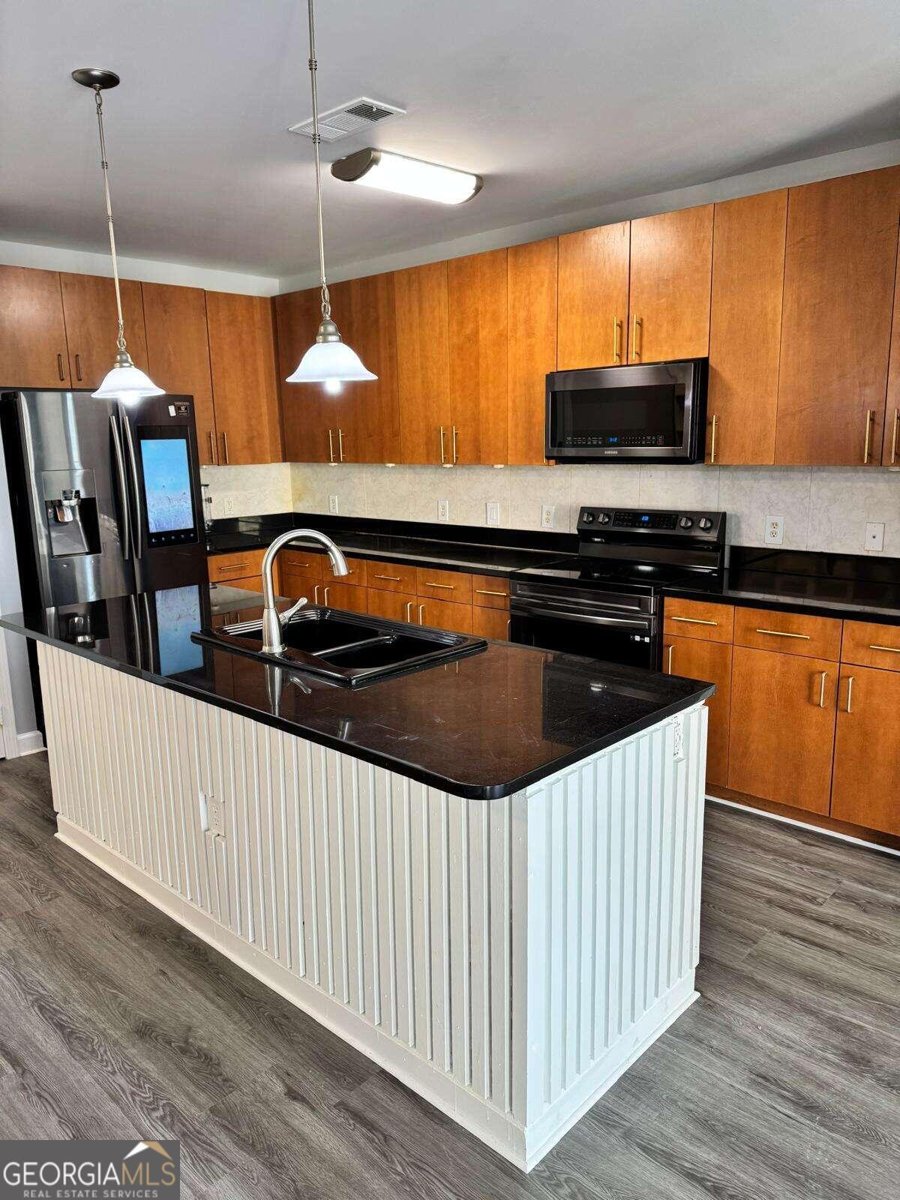 711 Cosmopolitan Drive Atlanta - 9