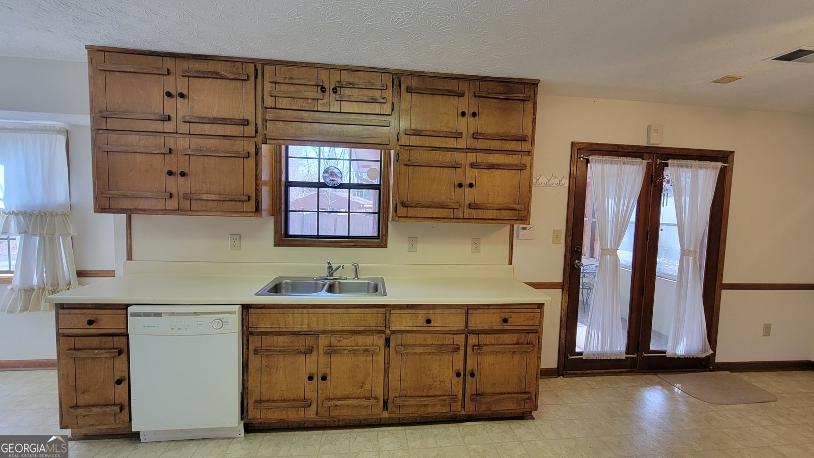 557 Mccullough Road Stockbridge - 14