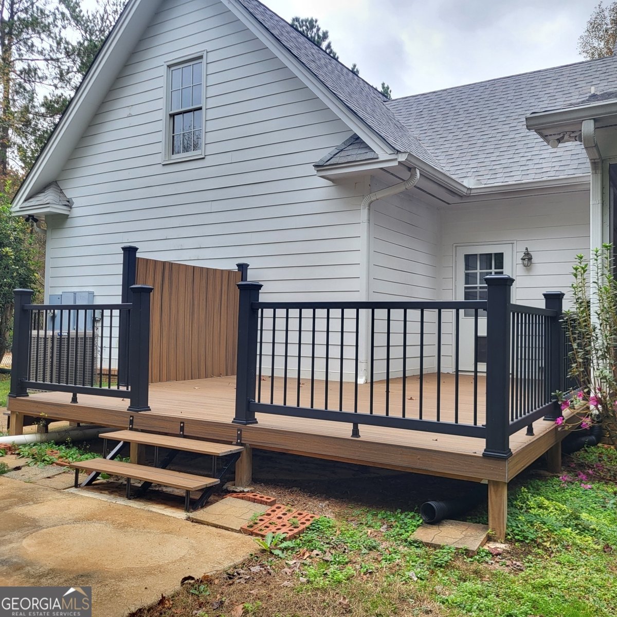 1155 Co Rd 517 Lanett - 40