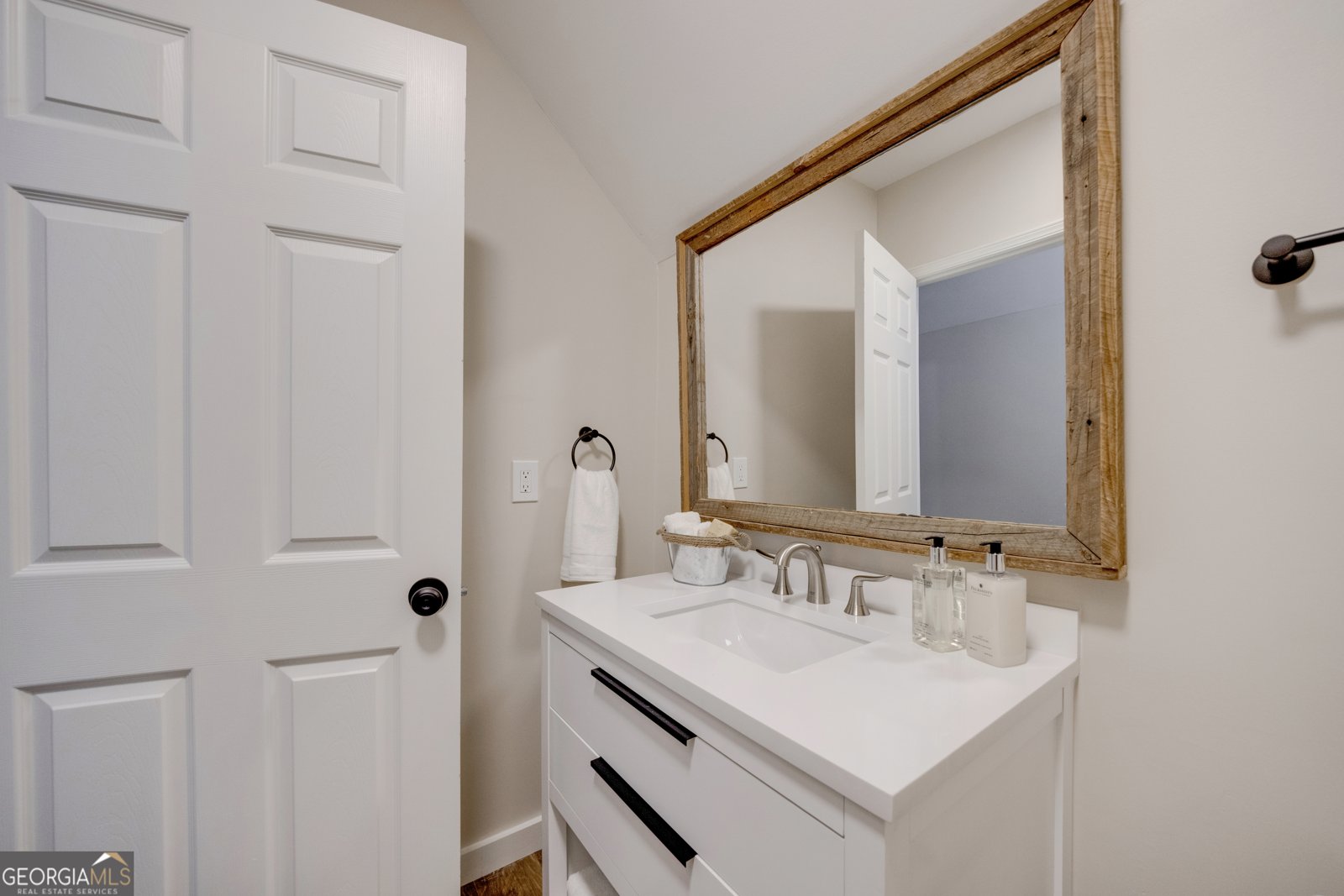 923 Pine Circle Woodstock - 54