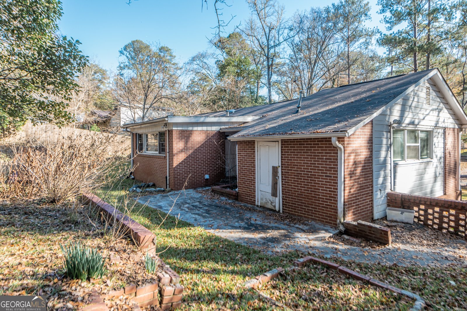 1755 Waverland Circle Macon - 37