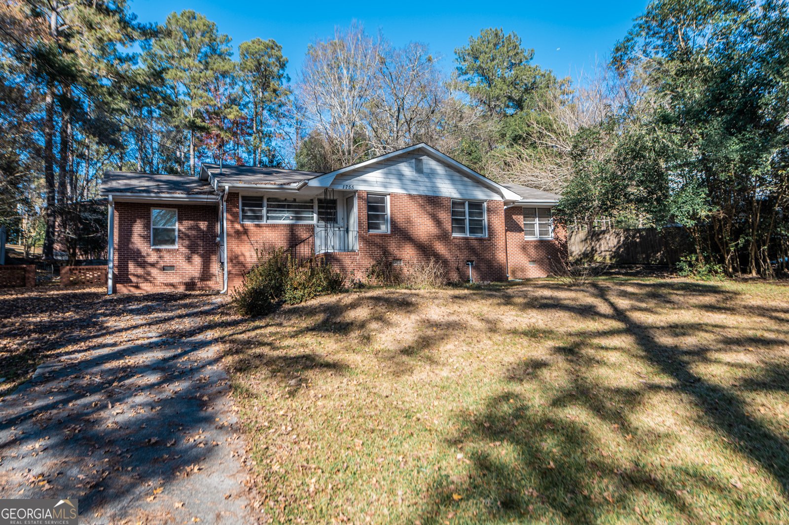 1755 Waverland Circle Macon - 40