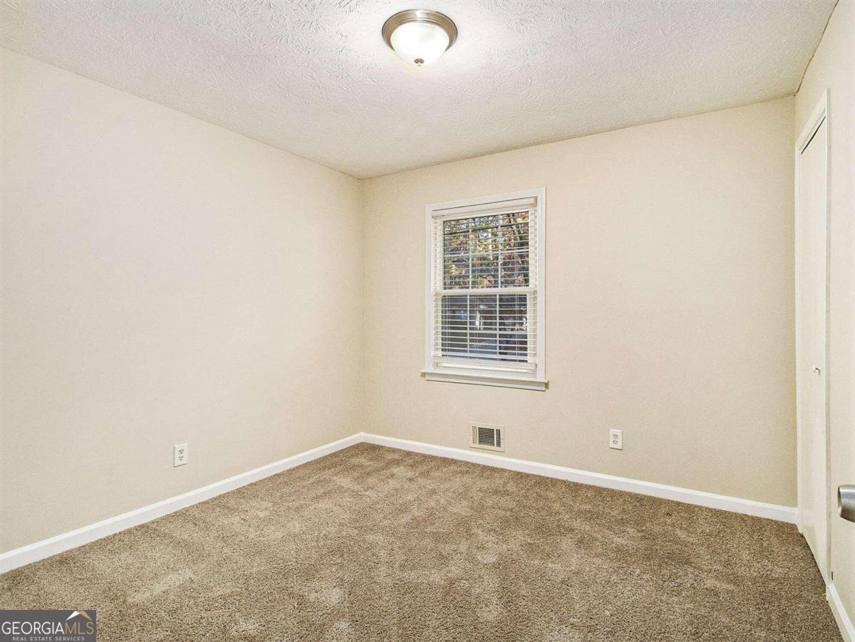 3811 Paul Street Douglasville - 13