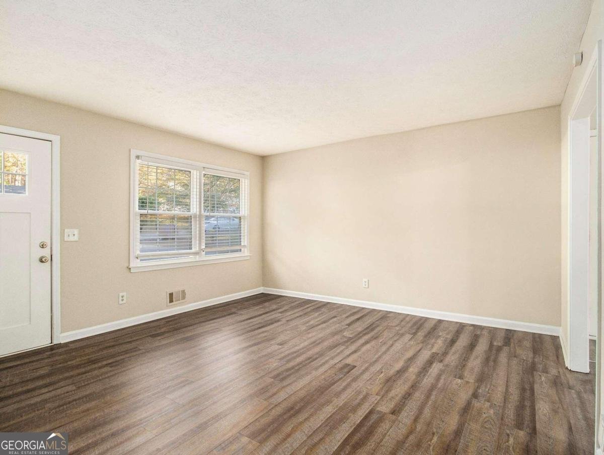 3811 Paul Street Douglasville - 4
