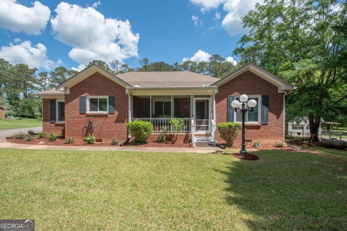 611 Bernhard Road Fayetteville - 1
