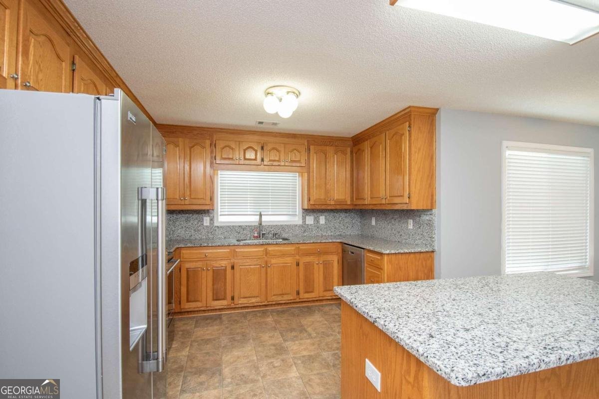 611 Bernhard Road Fayetteville - 22