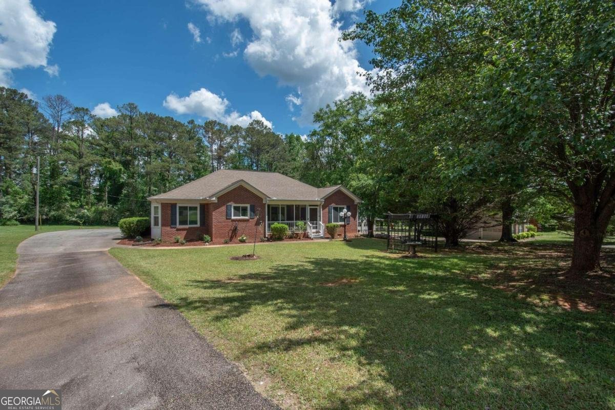 611 Bernhard Road Fayetteville - 52