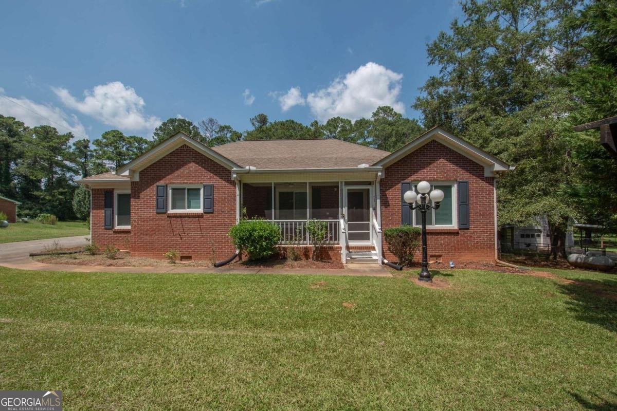 611 Bernhard Road Fayetteville - 53