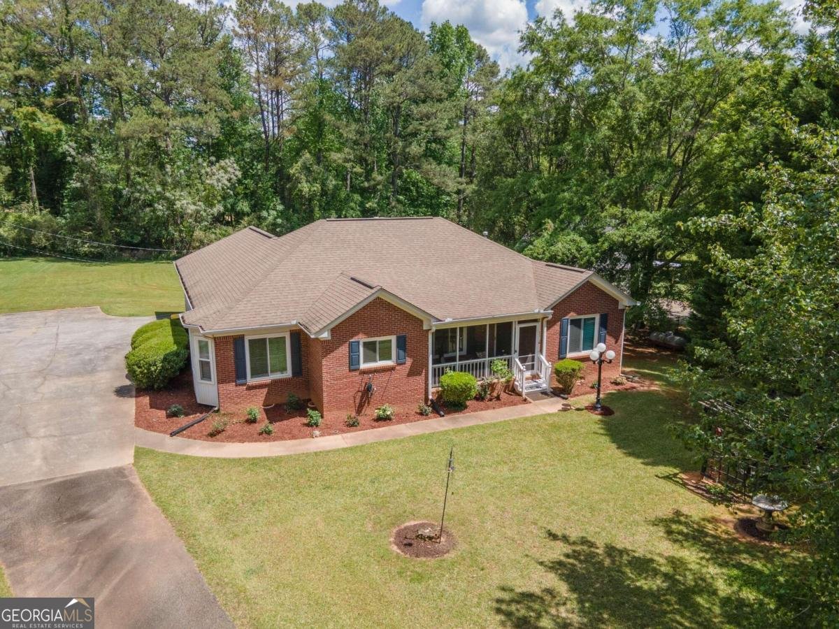 611 Bernhard Road Fayetteville - 56