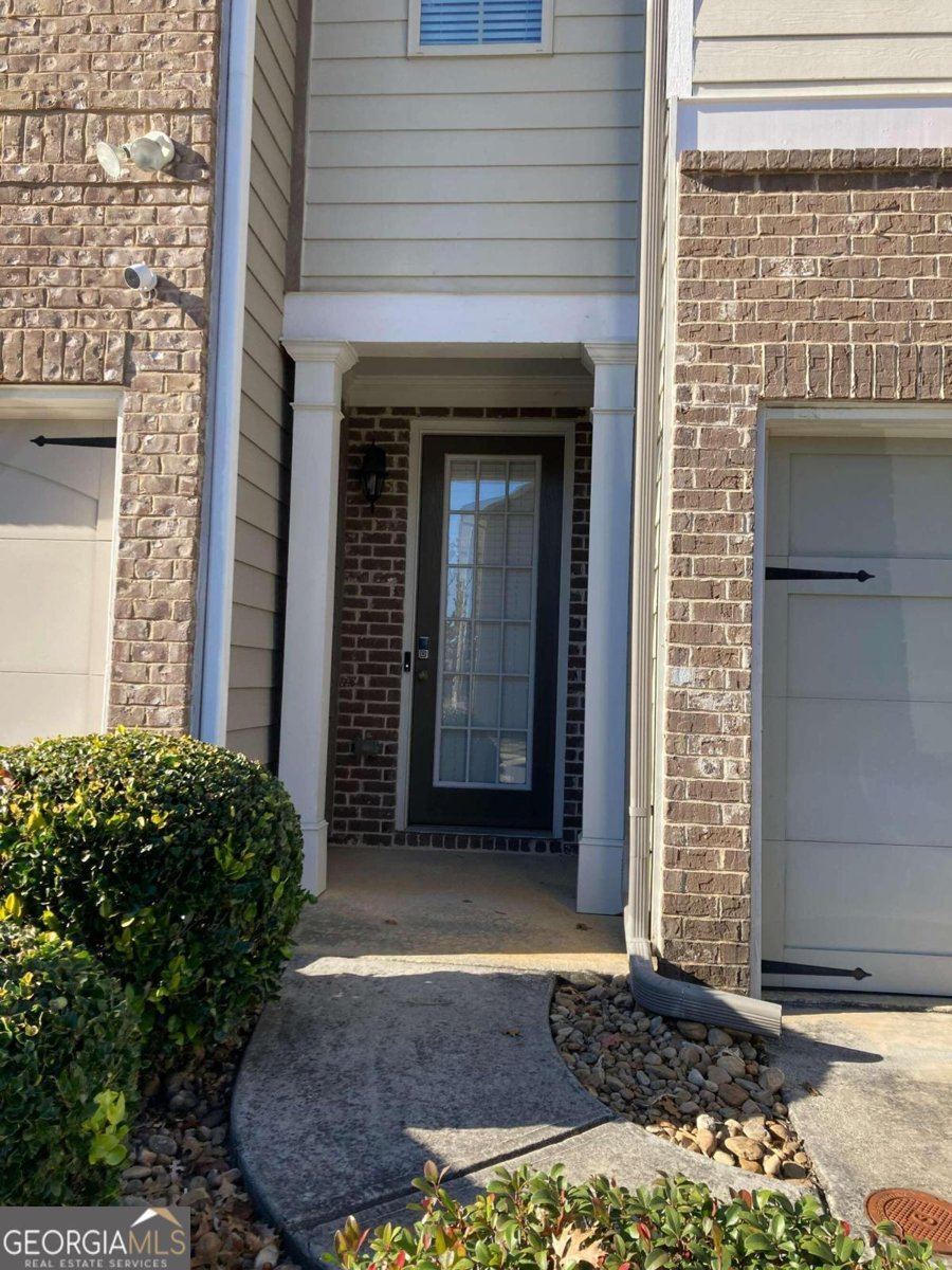 5671 Radford Loop Fairburn - 2